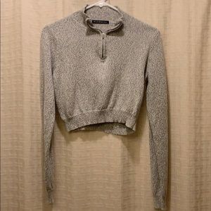brandy melville cropped half zip